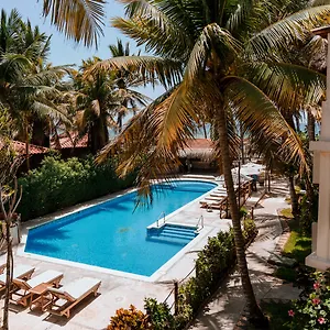 Hotel Petit Lafitte Front &