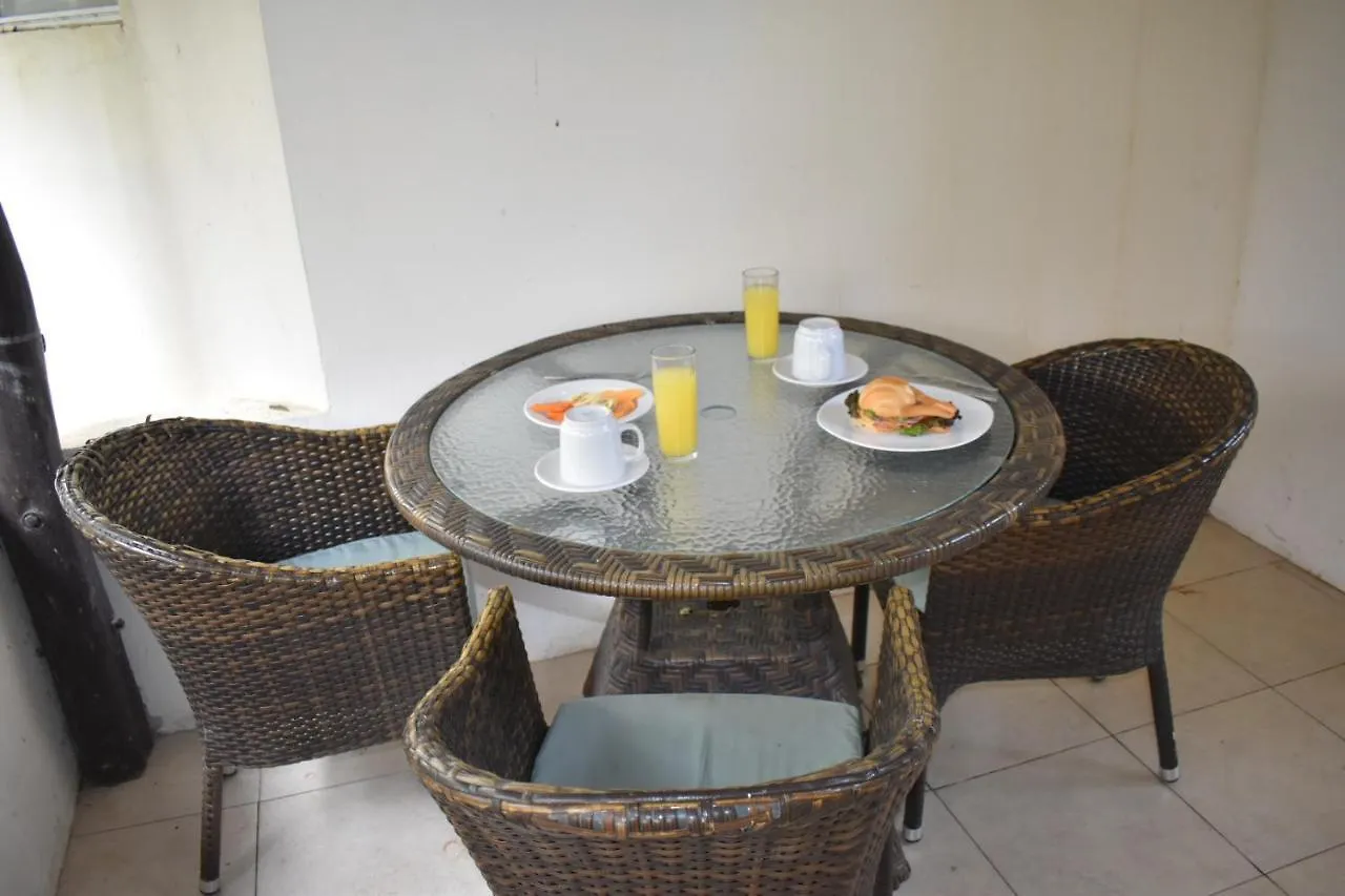 Hotel Kinkaa Playa Del Carmen