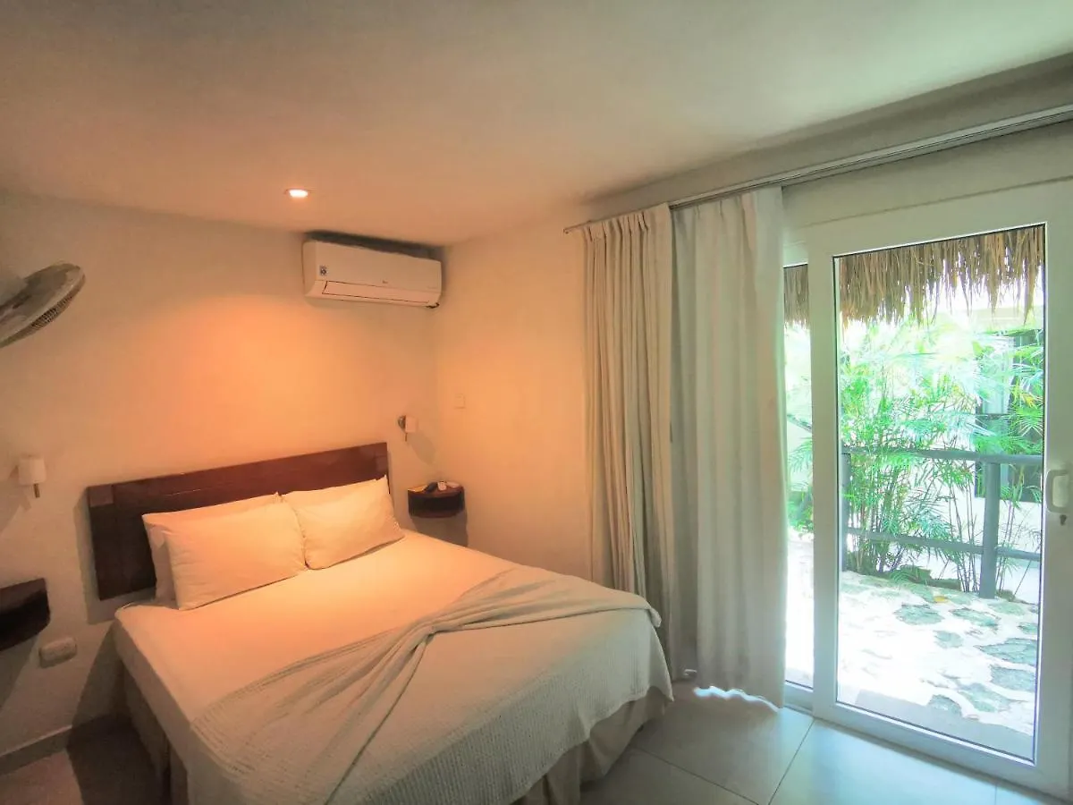 Hotel Kinkaa Playa Del Carmen