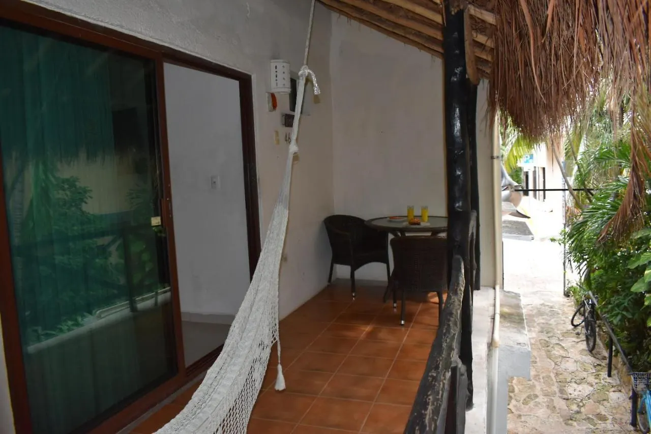 Hotel Kinkaa Playa Del Carmen