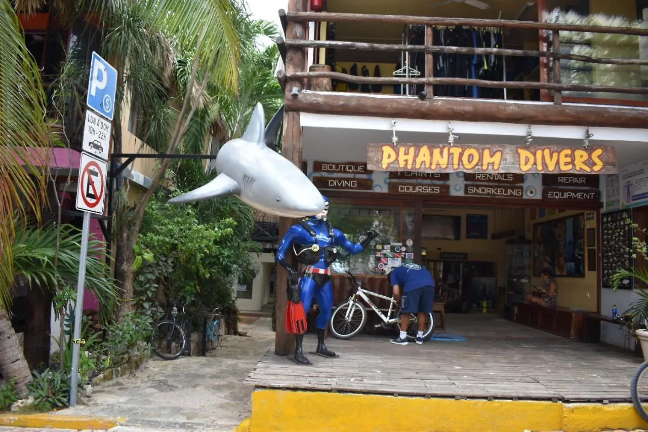 Hotel Kinkaa Playa Del Carmen Mexico