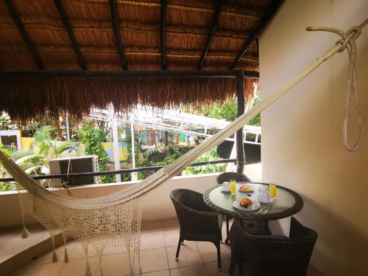 Hotel Kinkaa Playa Del Carmen