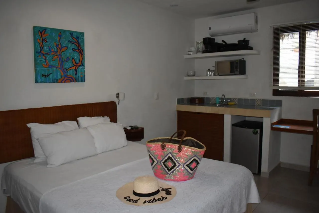 Hotel Kinkaa Playa Del Carmen