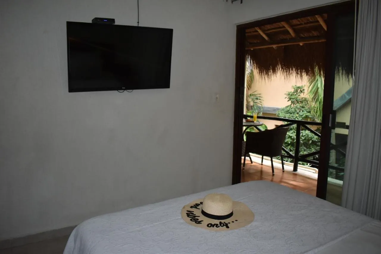 Hotel Kinkaa Playa Del Carmen 4*,